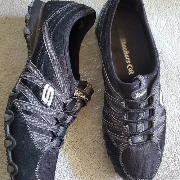 Skechers, size 7.5, black - Picture 1 of 1